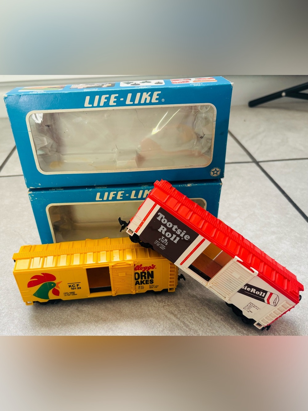 Life-Like HO Scale Cars